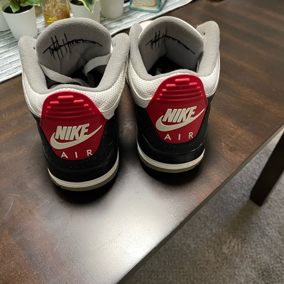 Air Jordan 3 retro tinker, size 10.5,good condition, no box - Picture 5 of 8